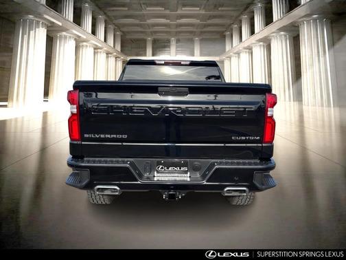 2021 Chevrolet Silverado 1500 Custom Trail Boss