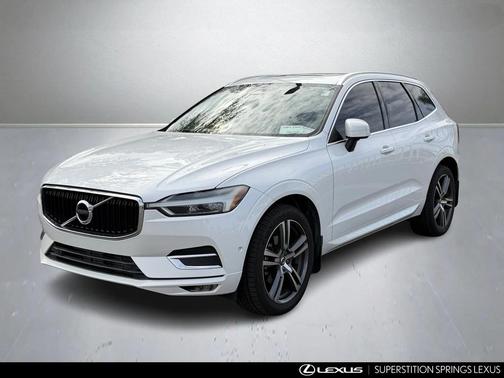 2018 Volvo XC60 T5 Momentum