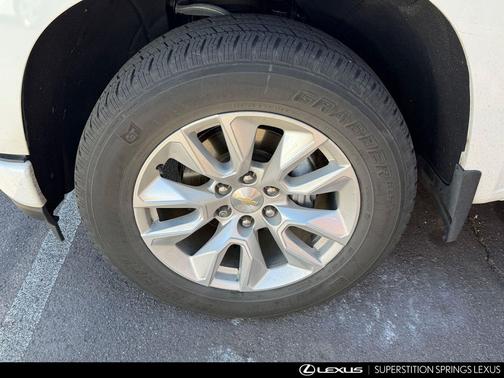 Summit White 2021 Chevrolet Silverado 1500 Custom