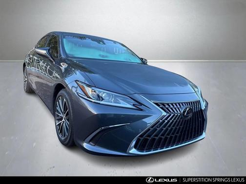 2024 Lexus ES 300h Base