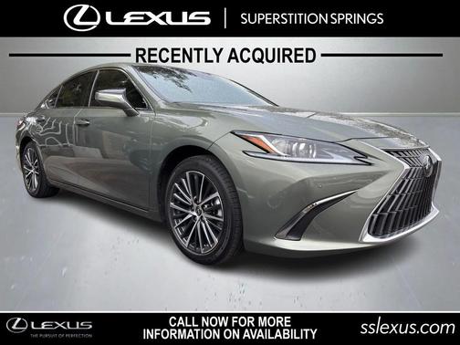 2025 Lexus ES 300h Base