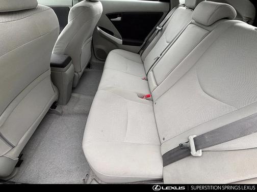 2011 Toyota Prius III