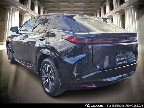 2024 Lexus RZ 300e Premium