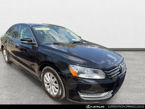 Black Uni 2015 Volkswagen Passat 1.8T S