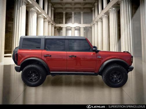 Hot Pepper Red Metallic Tinted Clearcoat 2022 Ford Bronco Wildtrak