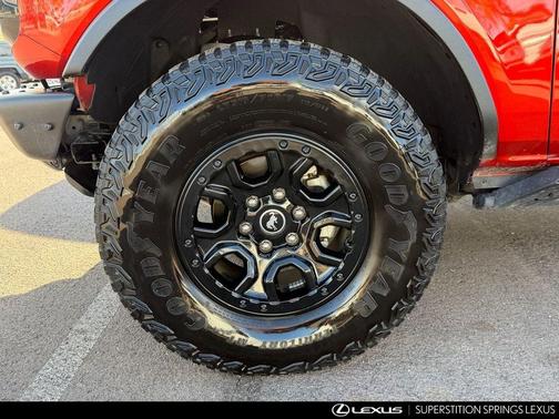 Hot Pepper Red Metallic Tinted Clearcoat 2022 Ford Bronco Wildtrak