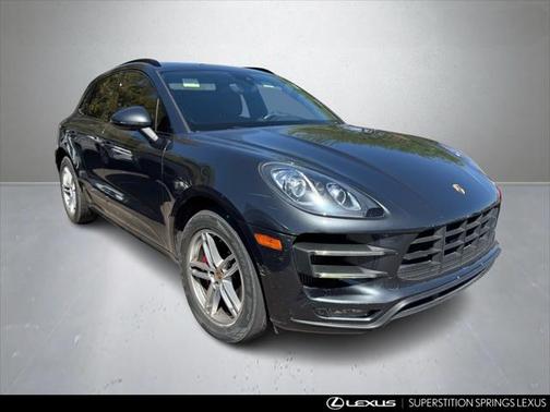 2018 Porsche Macan Turbo