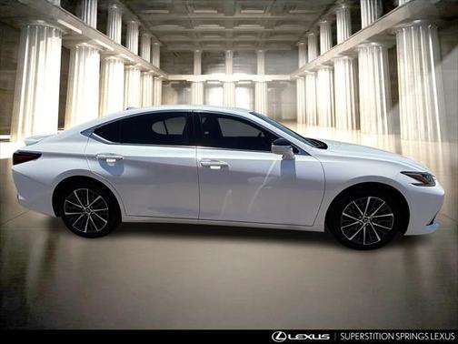 2025 Lexus ES 300h Base