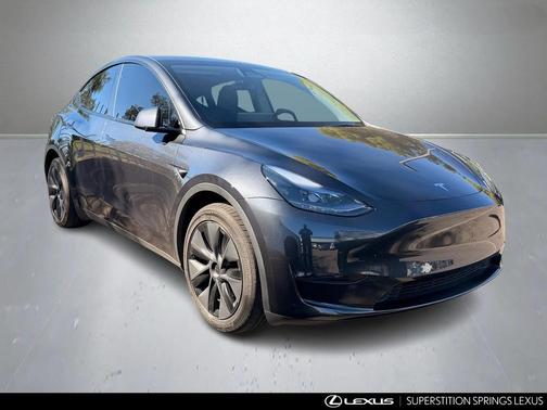 2025 Tesla Model Y Long Range