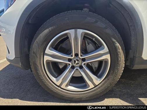 2017 Mercedes-Benz GLC 300 4MATIC