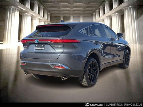 Coastal Gray Metallic 2023 Toyota Venza Limited