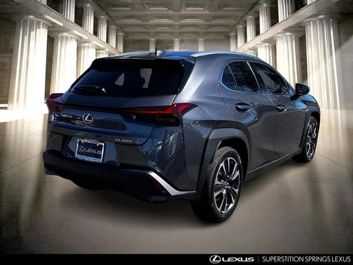 2026 Lexus UX 300h Base