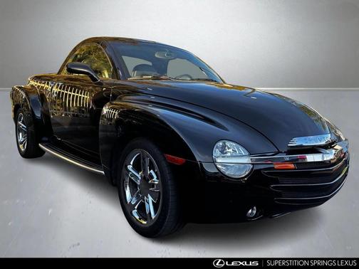 2004 Chevrolet SSR Base