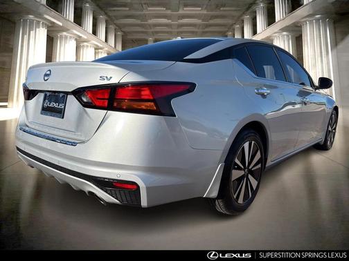 2022 Nissan Altima 2.5 SV