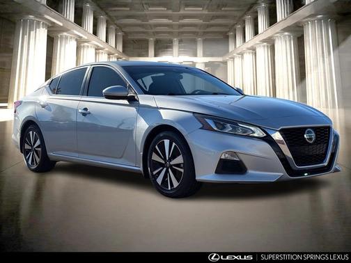 2022 Nissan Altima 2.5 SV