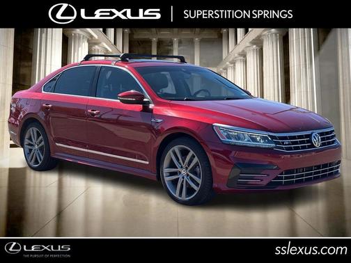 2019 Volkswagen Passat 2.0T R-Line