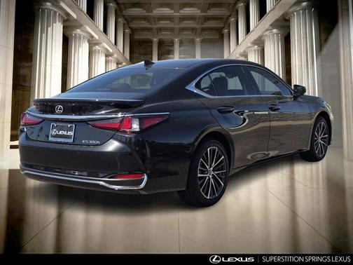 2025 Lexus ES 300h Base