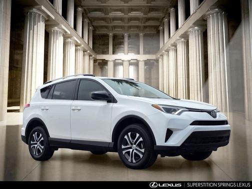 Super White 2018 Toyota RAV4 LE