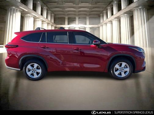 2021 Toyota Highlander LE