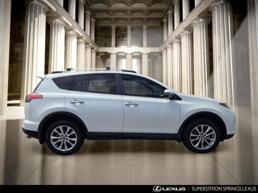 Blizzard Pearl 2017 Toyota RAV4 Limited