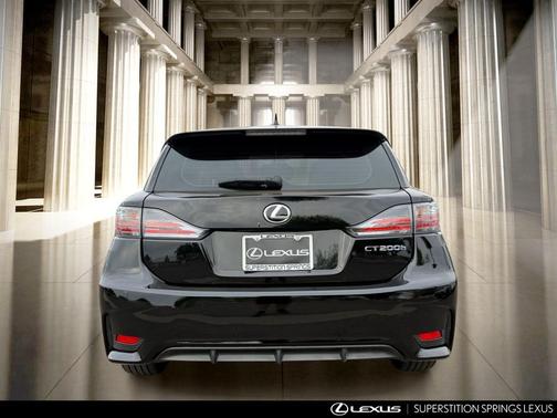 Obsidian 2016 Lexus CT 200h Base
