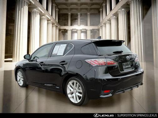 Obsidian 2016 Lexus CT 200h Base