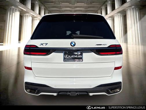 2023 BMW X7 xDrive40i