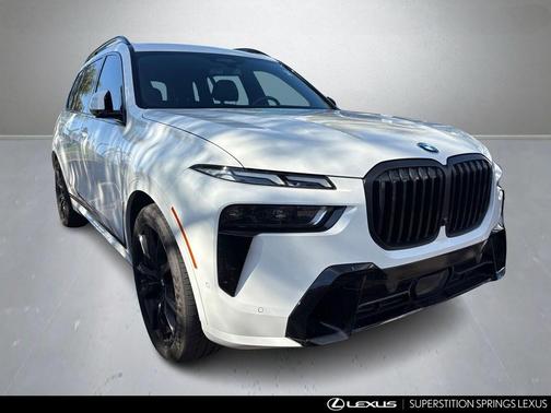 2023 BMW X7 xDrive40i