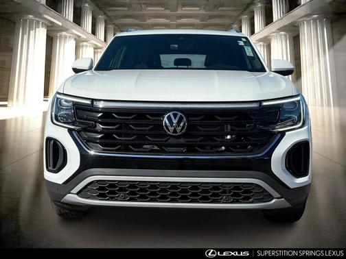 2025 Volkswagen Atlas Cross Sport 2.0T SE w/Technology