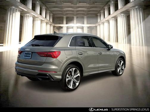2019 Audi Q3 2.0T S line Premium Plus