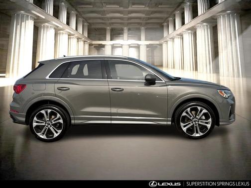 2019 Audi Q3 2.0T S line Premium Plus