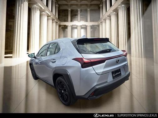 Iridium 2026 Lexus UX 300h Base