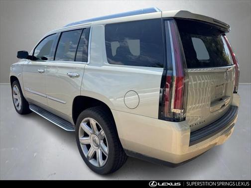 2015 Cadillac Escalade Luxury