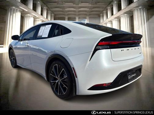 2024 Toyota Prius XLE