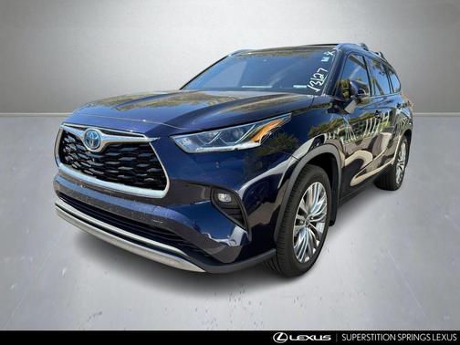 Blueprint 2023 Toyota Highlander Hybrid Platinum
