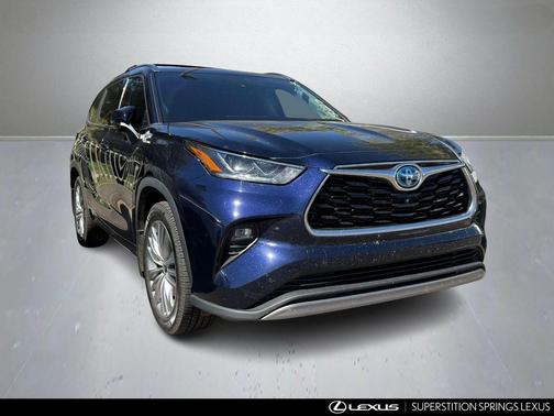 Blueprint 2023 Toyota Highlander Hybrid Platinum