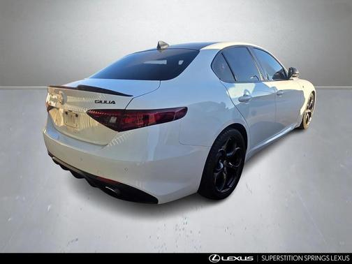 2019 Alfa Romeo Giulia Ti Sport