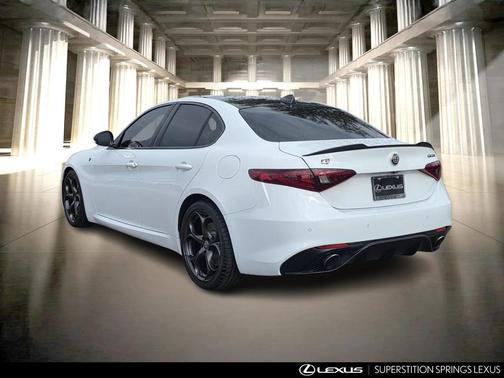2019 Alfa Romeo Giulia Ti Sport