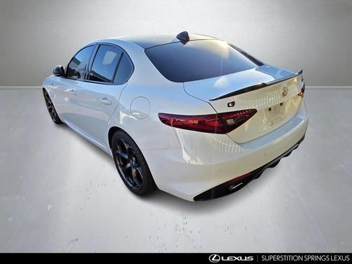 2019 Alfa Romeo Giulia Ti Sport