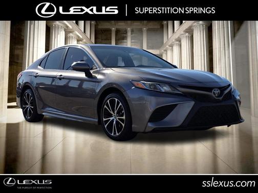 2019 Toyota Camry SE