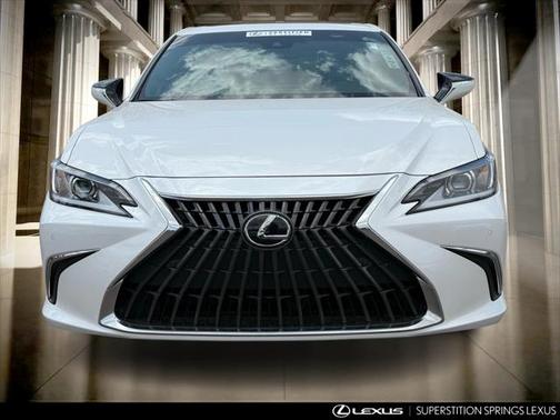 2025 Lexus ES 300h Base