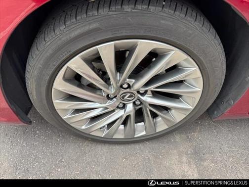 2019 Lexus ES 300h Ultra Luxury