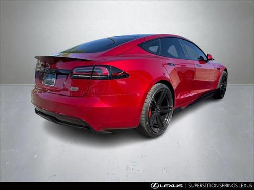 2023 Tesla Model S Plaid