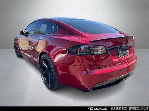 2023 Tesla Model S Plaid