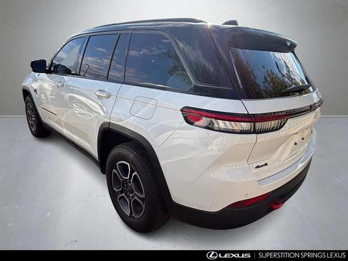 2022 Jeep Grand Cherokee Trailhawk