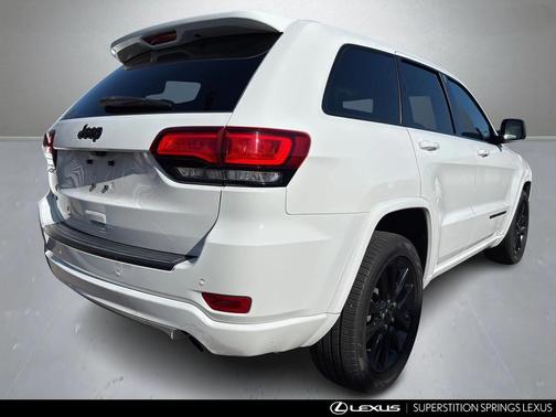 2018 Jeep Grand Cherokee Laredo E