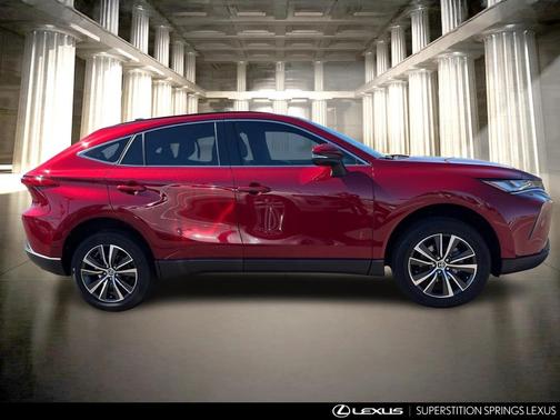2024 Toyota Venza LE