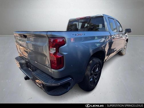 Sterling Gray 2025 Chevrolet Silverado 1500 LT