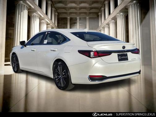 2025 Lexus ES 300h Base