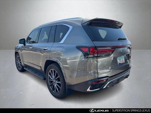 2022 Lexus LX 600 Base